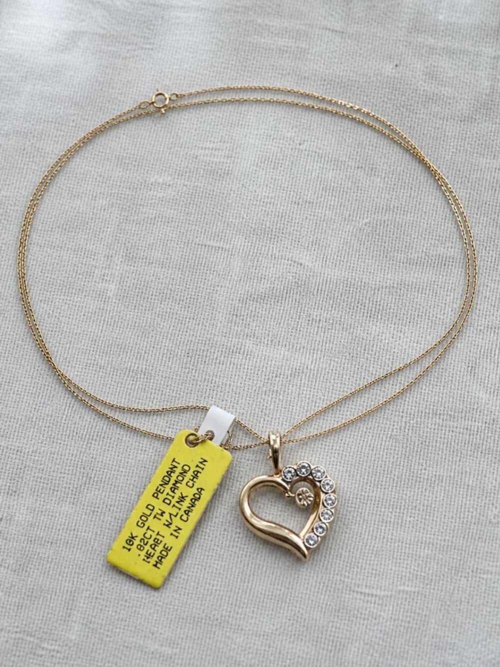 80s NWT 10K Gold Diamond Accent Interlocking Heart Pendant 22in Necklace Pendant